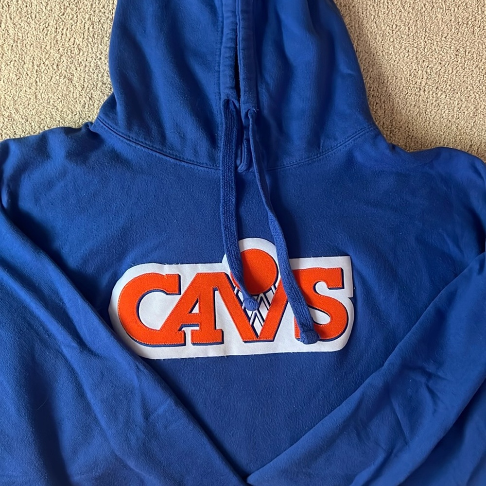 Vintage NBA Cleveland Cavs Hoodie